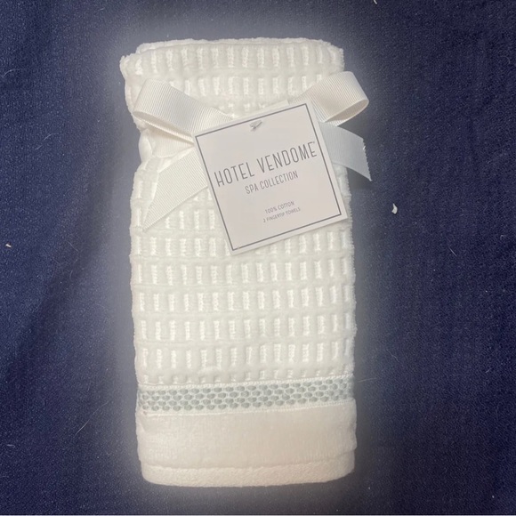 hotel vendome Bath Hotel Vendome Spa Collection 2 Pck Tip Towels Cotton Velour White Light